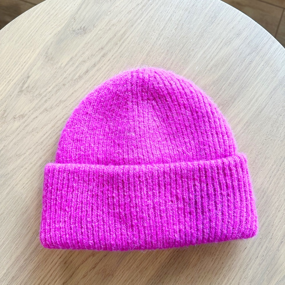 Zara pink beanie
